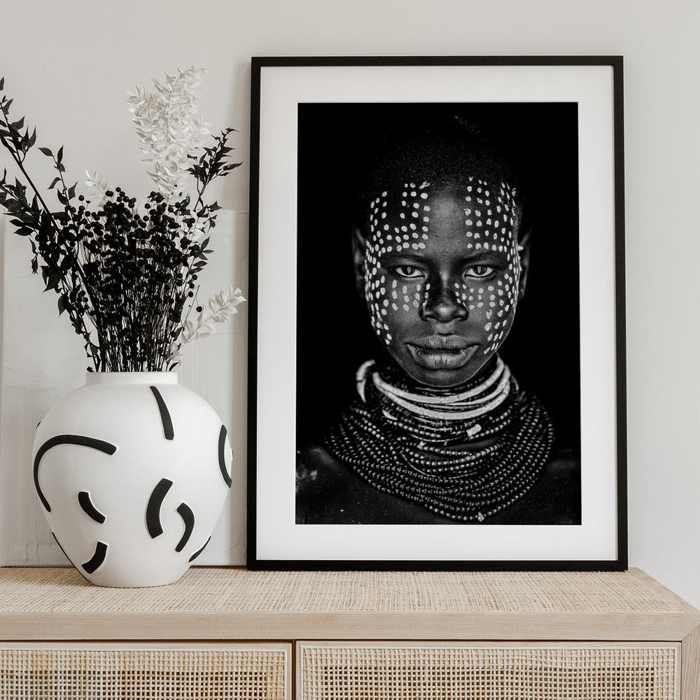 Karo woman - Art Print by Vedran Vidak
