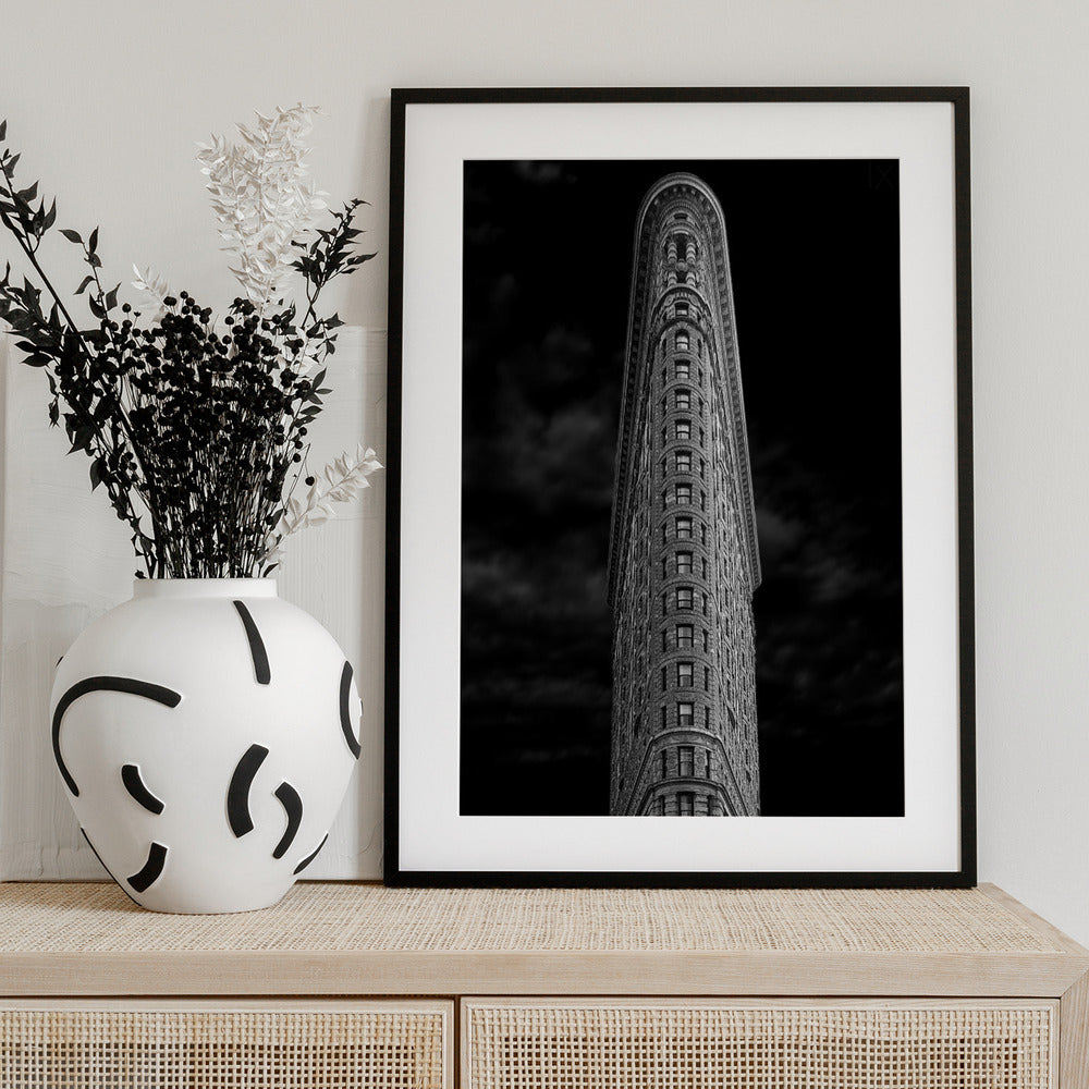 Flatiron - Art Print by Jan Rauwerdink