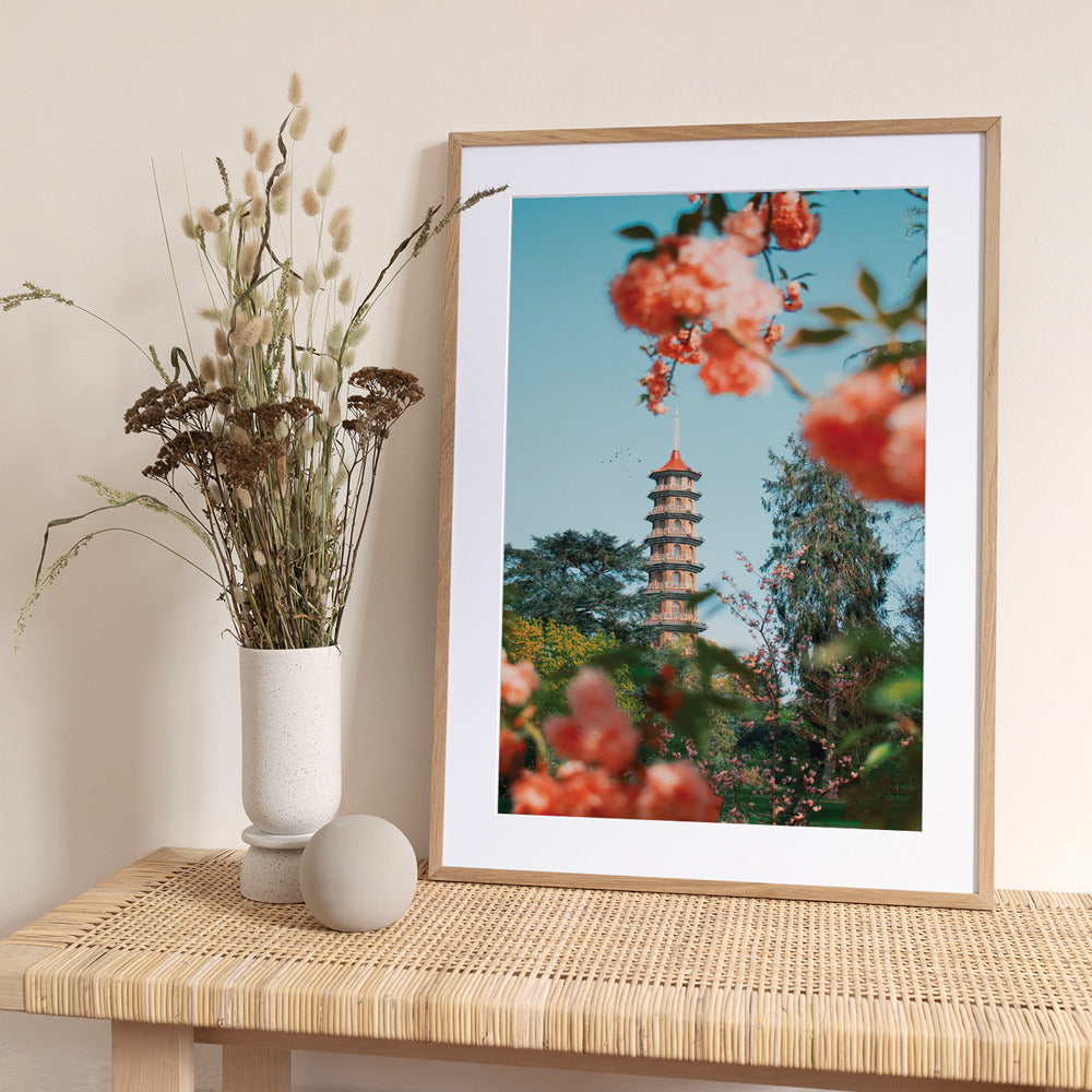 Kew Garden - Art Print by Gabor Estefan