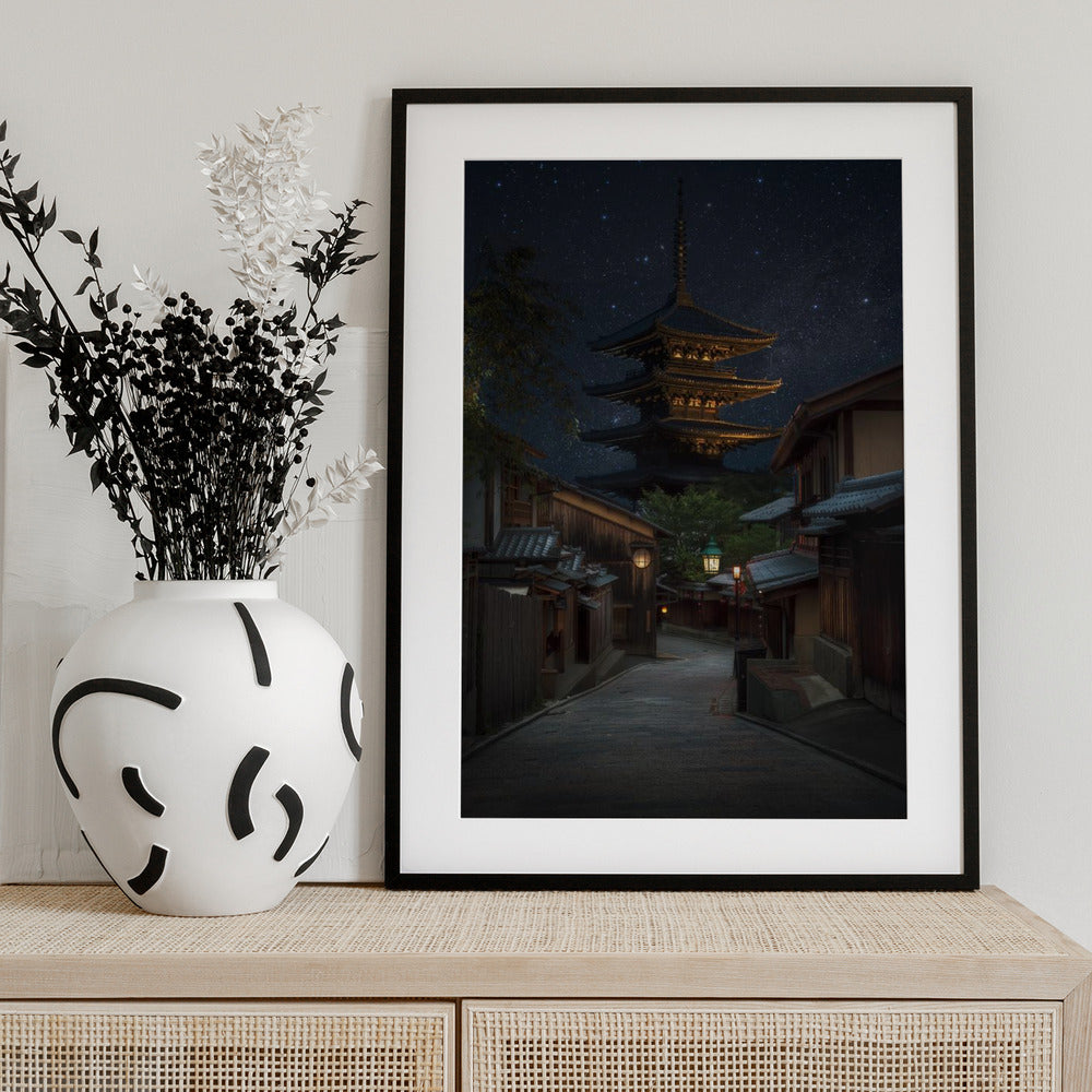 Kyoto Night - Art Print by Richard Vandewalle