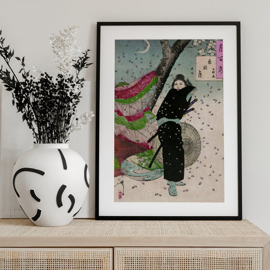 Japanese Woman, the Moon of Shinobugaoka (1904) - Art Print by Yoshitoshi Tsukioka