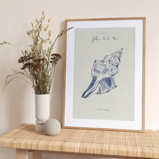 Filles de la mer n.2 - La conchiglia - Art Print by Giulia Mora