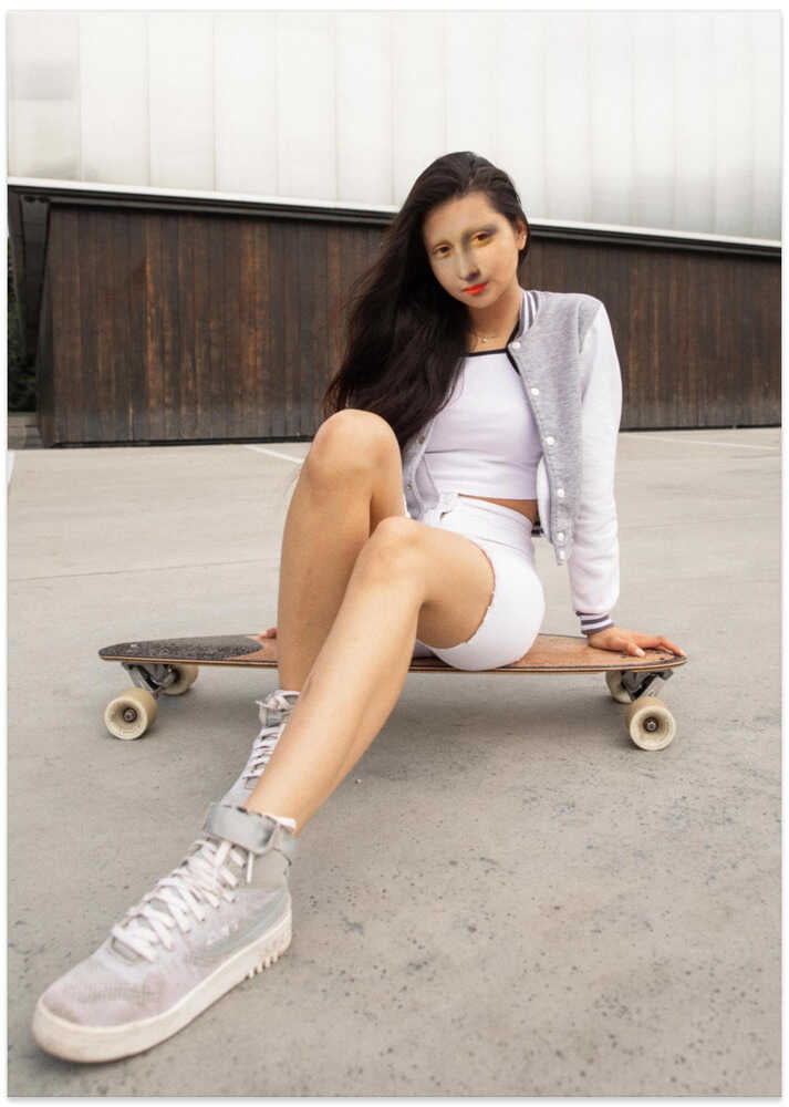 Skater Monalisa - Art Print by Dikhotomy